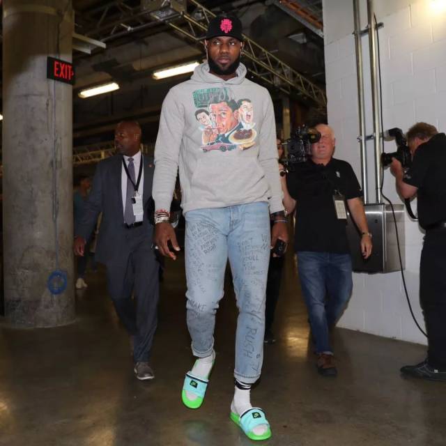 阿德莱德联 阿德莱德联