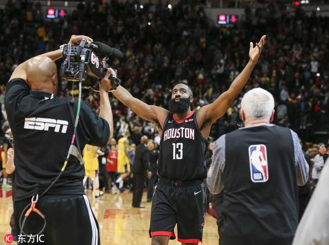 却在一个目 却在一个目